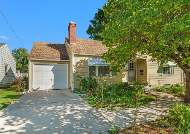 Single family home for sale at 429 E Dorothy Ln, Dayton, OH 45419 | MLS# 970625