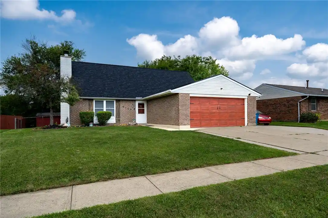 Photo 1 of Single family home for sale at 6109 Little Crk Ct, Dayton, OH 45424 | MLS# 970690 | Listing updated on 2026-10-23