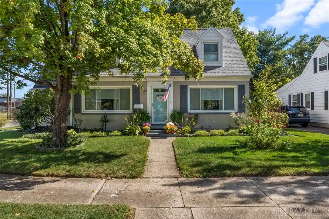 Photo 1 of Single family home for sale at 1021 Jackson St, Middletown, OH 45042 | MLS# 970721 | Listing updated on 2026-10-09