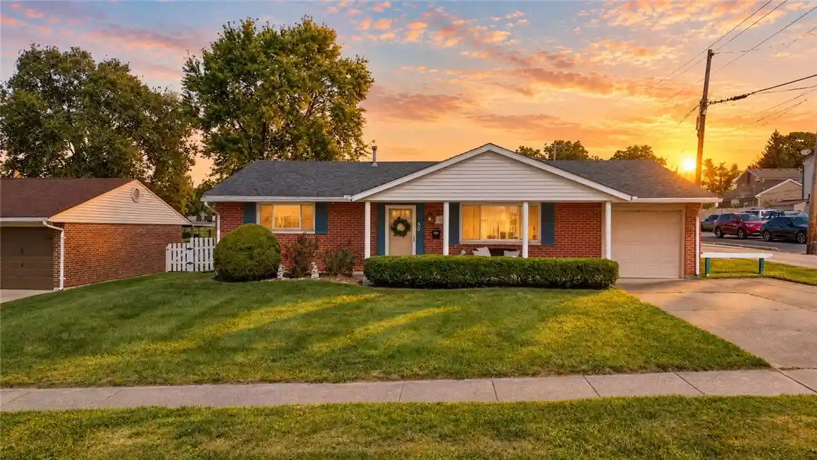 Photo 1 of Sale Pending at 50 W Market St, Springboro, OH 45066 | MLS# 970805 | Listing updated on 2026-10-30