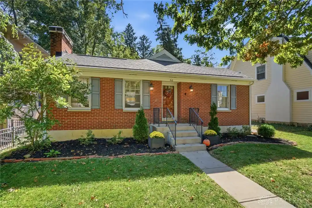 Single family home for sale at 512 Volusia Ave, Oakwood, OH 45409 | MLS# 970681