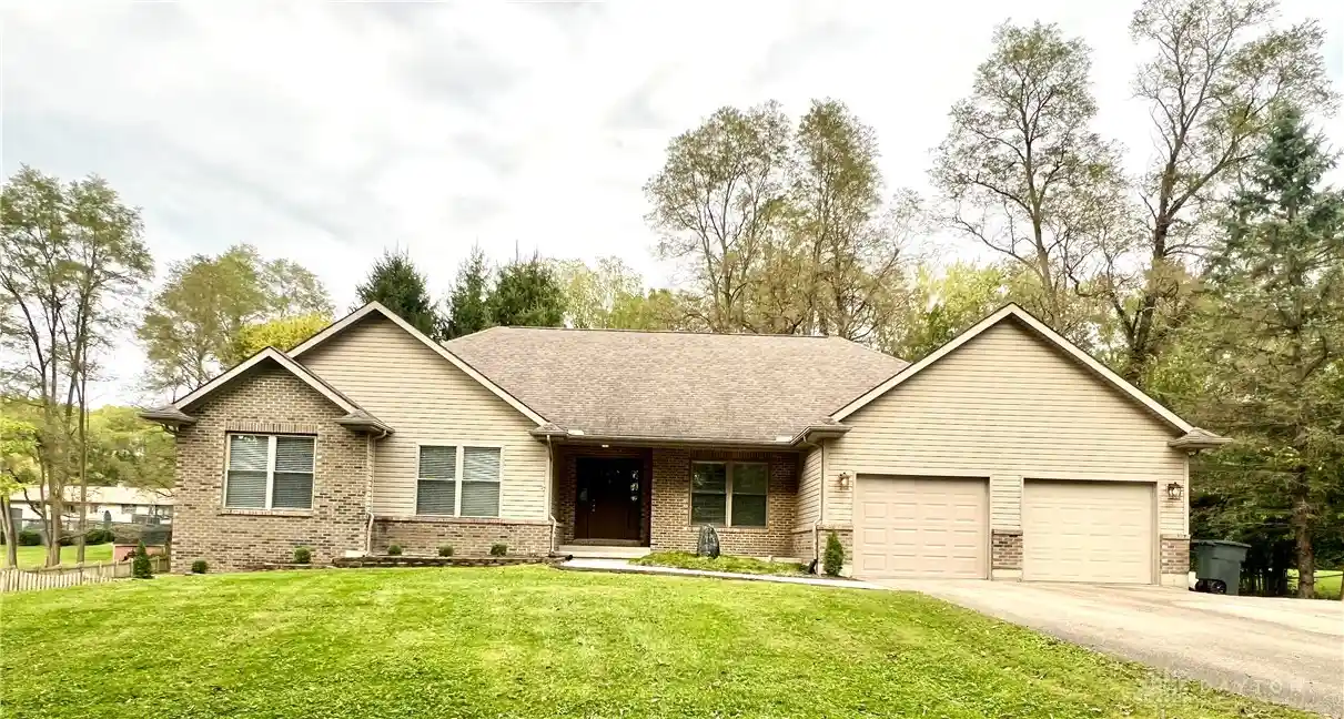 Photo 1 of Sale Pending at 635 Kepler Rd, Dayton, OH 45414 | MLS# 970590 | Listing updated on 2026-10-11