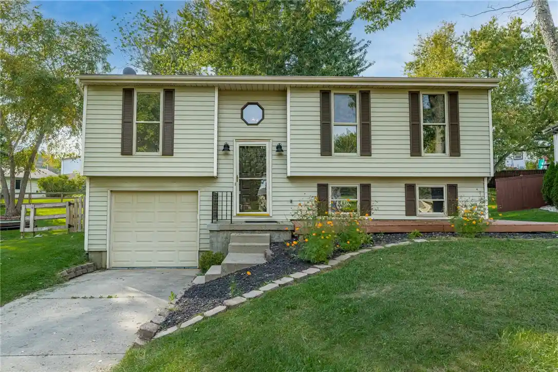 Photo 1 of Single family home for sale at 9967 Bannon Ct, Miamisburg, OH 45342 | MLS# 969341 | Listing updated on 2026-10-14