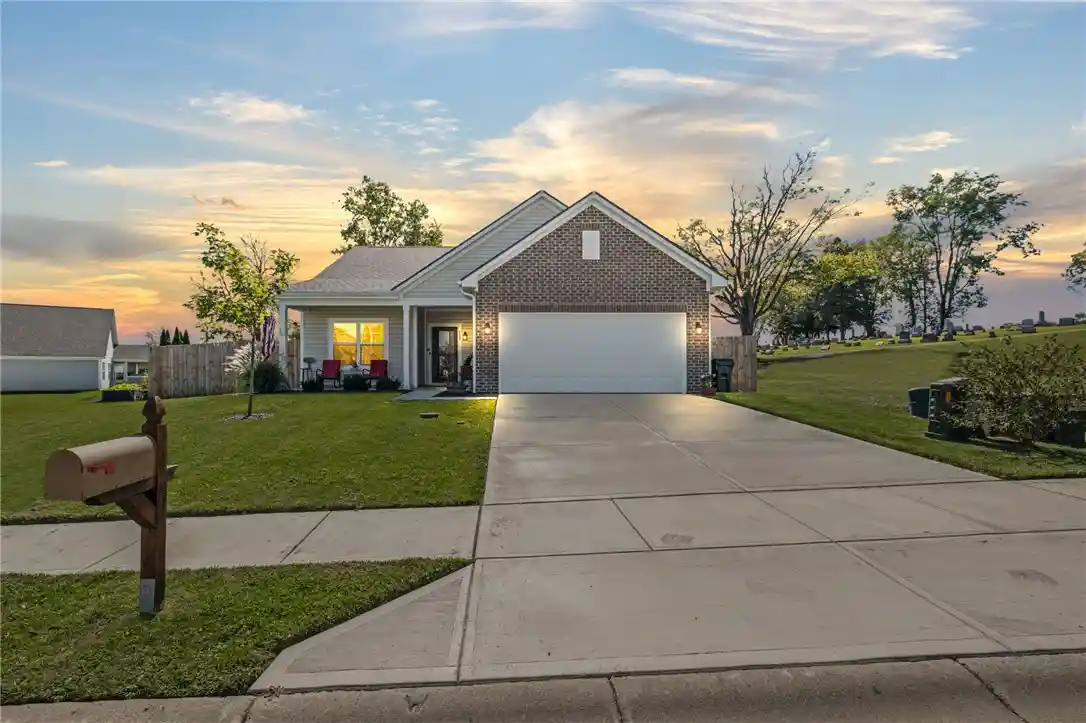 Photo 1 of Single family home for sale at 102 Spring Ridge Dr, Englewood, OH 45322 | MLS# 970647 | Listing updated on 2026-10-11