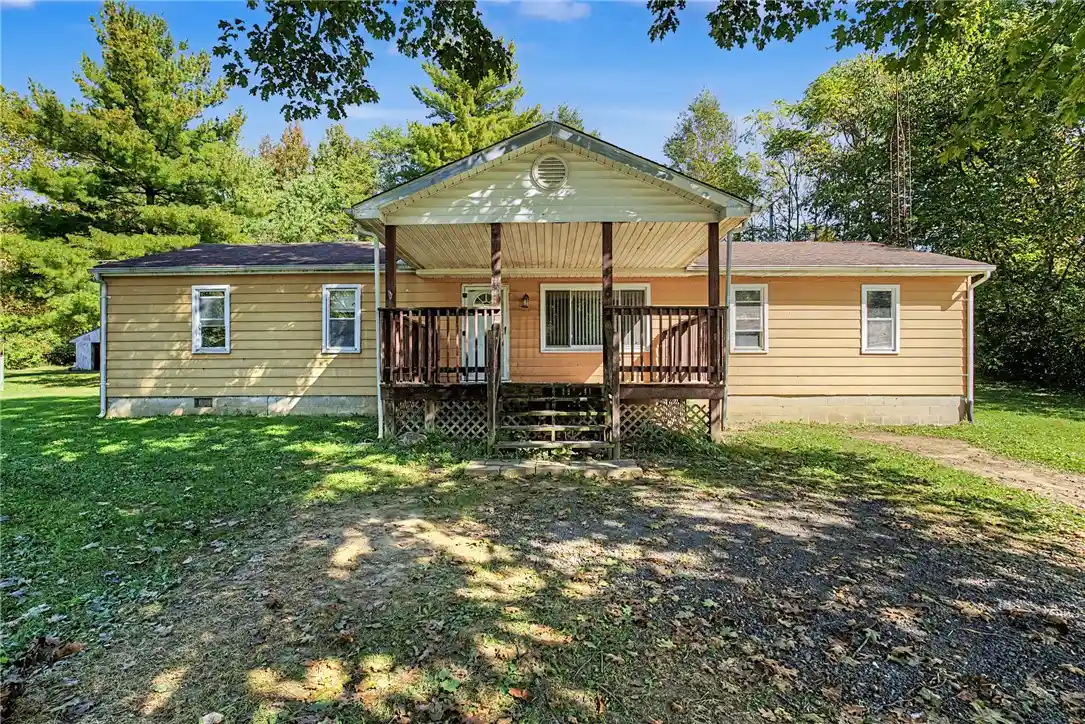 Photo 1 of Single family home for sale at 8070 Hinkle Rd, Middletown, OH 45042 | MLS# 970841 | Listing updated on 2026-10-28