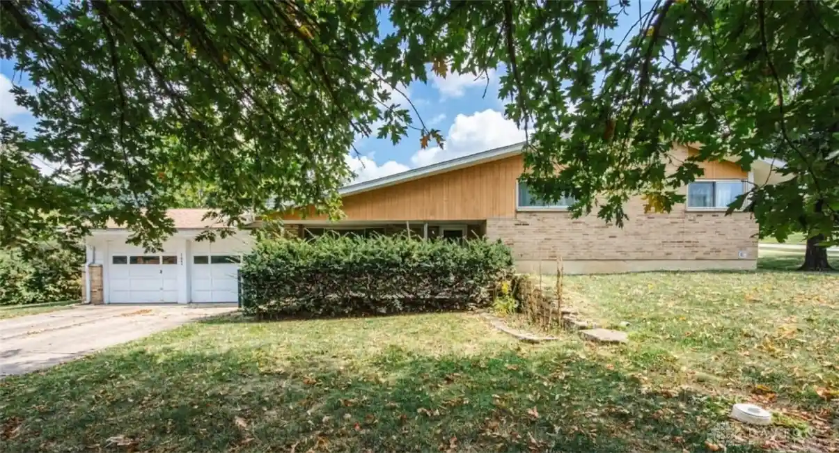 Photo 1 of Sale Pending at 1245 Susan Dr, Hamilton, OH 45013 | MLS# 970952 | Listing updated on 2026-10-19