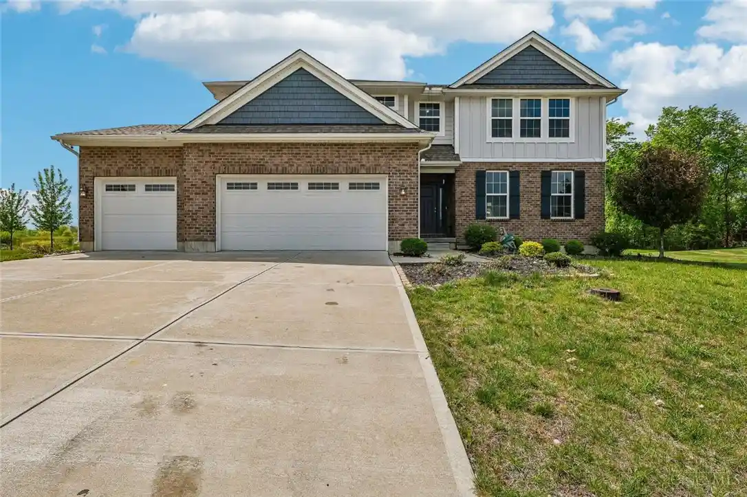 Photo 1 of Sale Pending at 5030 Alta Ct, Hamilton, OH 45011 | MLS# 970973 | Listing updated on 2026-10-18