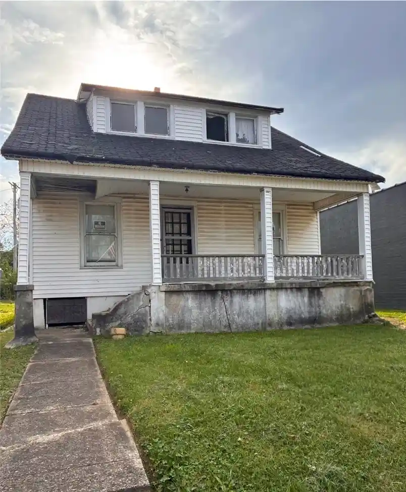 Photo 1 of Single family home for sale at 721 Watervliet Ave, Dayton, OH 45420 | MLS# 970930 | Listing updated on 2026-10-25
