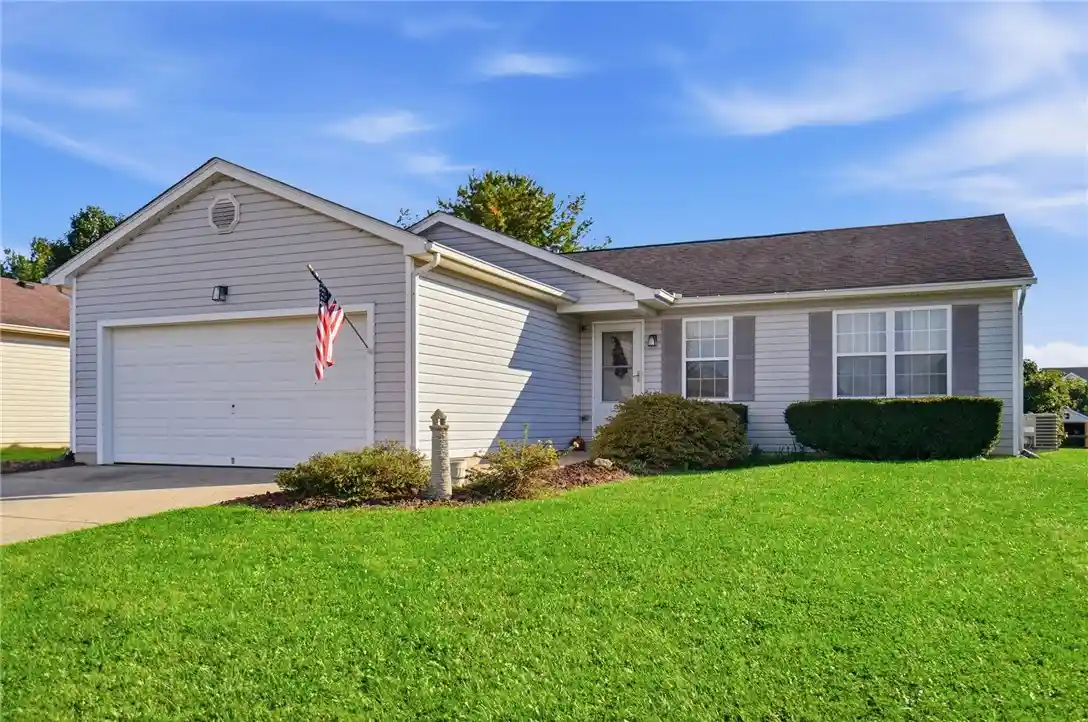 Photo 1 of Single family home for sale at 463 Crossbow Dr, Maineville, OH 45039 | MLS# 970942 | Listing updated on 2026-10-13