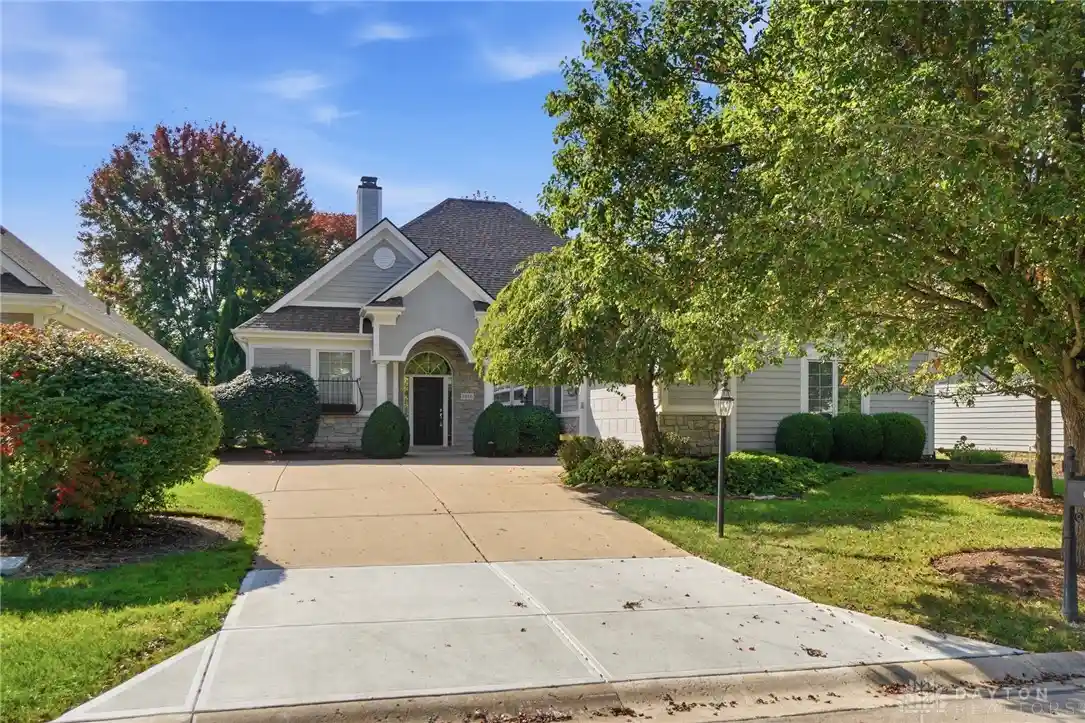 Photo 1 of Single family home for sale at 1016 Wedgestone Ct, Dayton, OH 45458 | MLS# 970727 | Listing updated on 2026-10-31