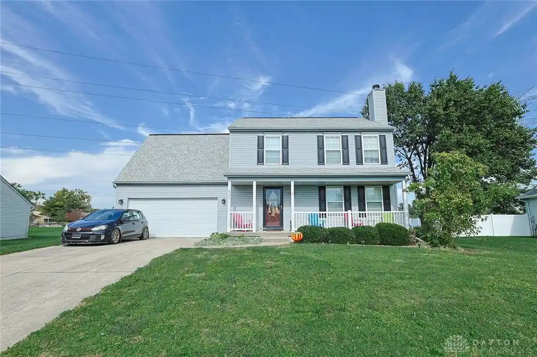 Photo 1 of Single family home for sale at 332 Stone Ridge Ln, Middletown, OH 45044 | MLS# 971151 | Listing updated on 2026-10-14