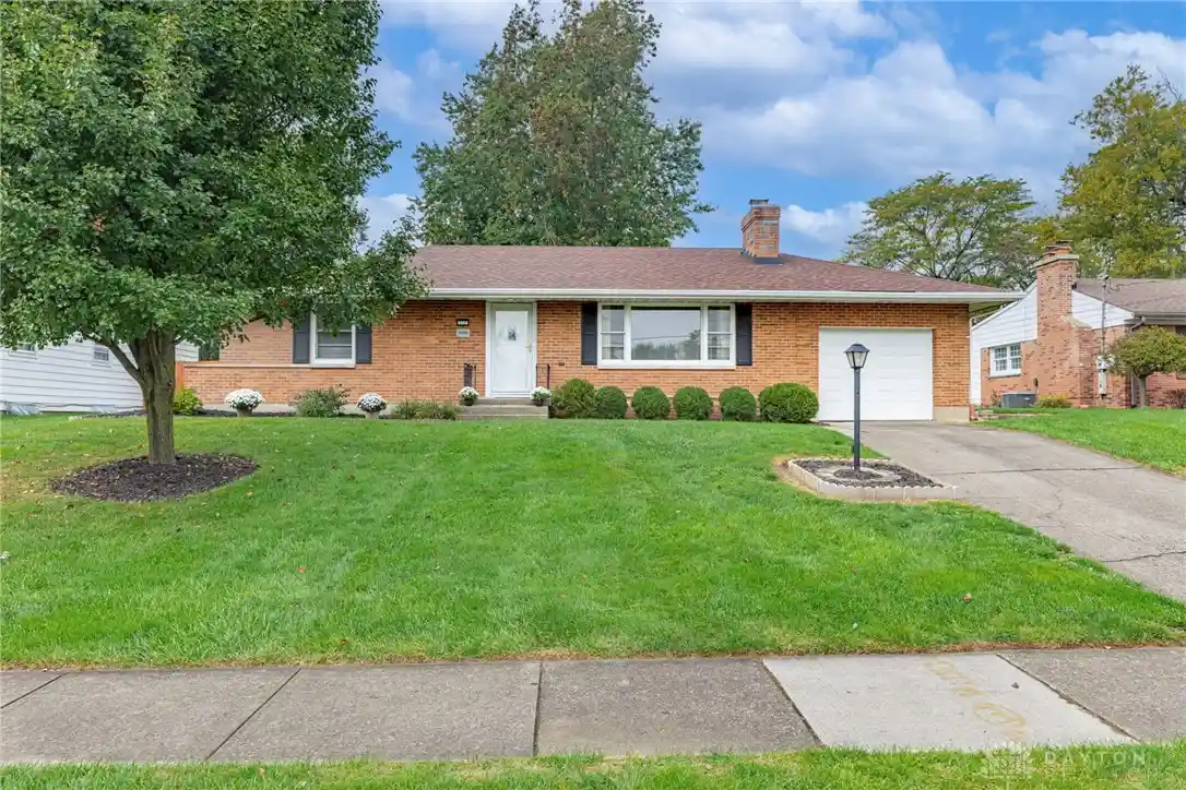 Photo 1 of Sale Pending at 510 Ross St, Middletown, OH 45044 | MLS# 971000 | Listing updated on 2026-10-18