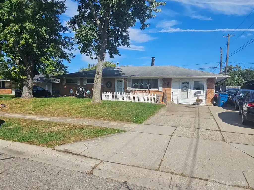 Photo 1 of Single family home for sale at 6625 Harshmanville Rd, Dayton, OH 45424 | MLS# 971032 | Listing updated on 2026-10-19