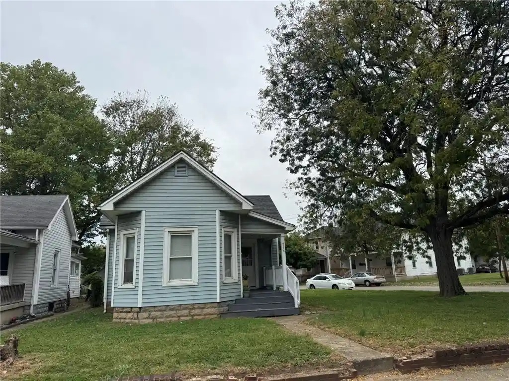Photo 1 of Single family home for sale at 816 Elwood St, Middletown, OH 45042 | MLS# 971212 | Listing updated on 2026-10-15