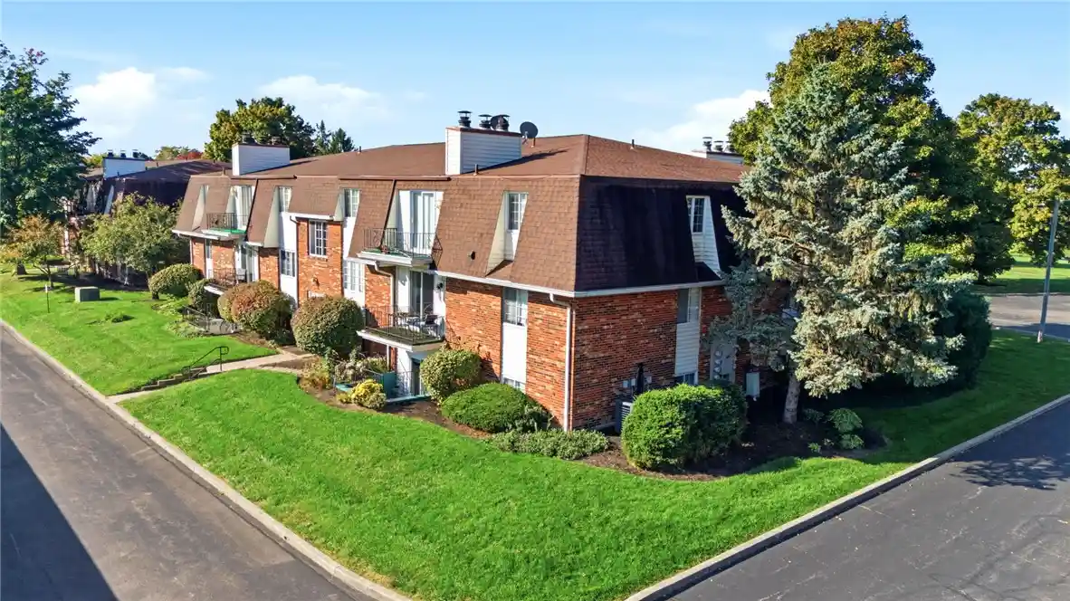 Photo 1 of Condo for sale at 8761 Washington Colony Dr, Dayton, OH 45458 | MLS# 971088 | Listing updated on 2026-10-16
