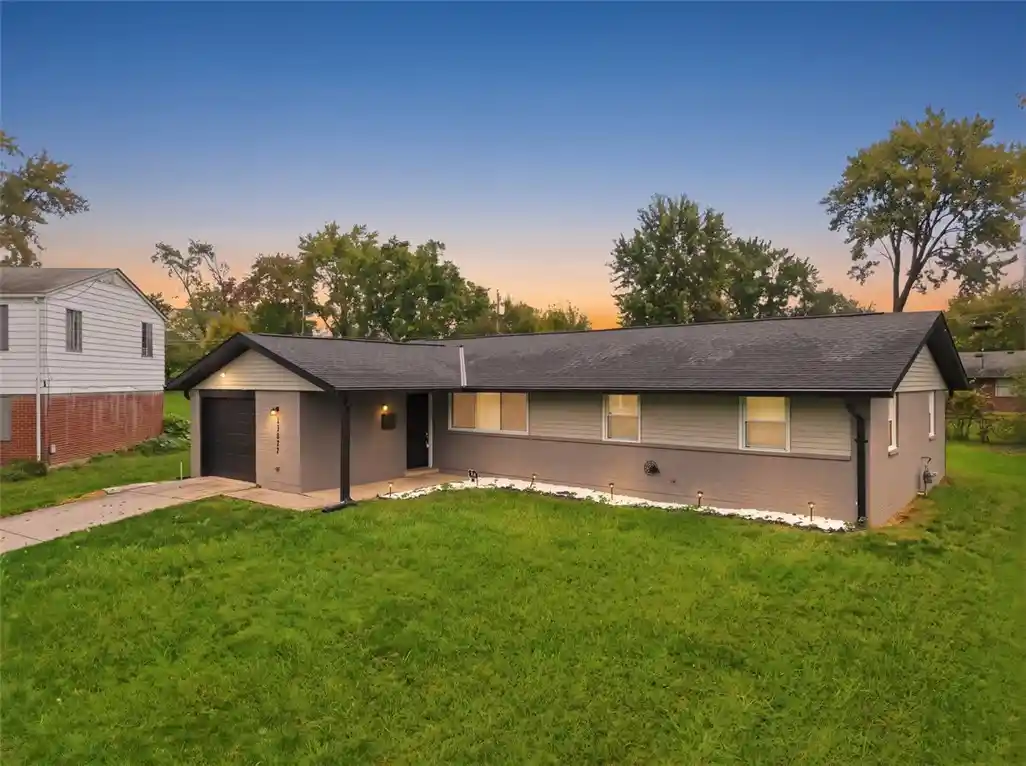 Photo 1 of Sale Pending at 11877 Algiers Dr, Cincinnati, OH 45246 | MLS# 971099 | Listing updated on 2026-10-25