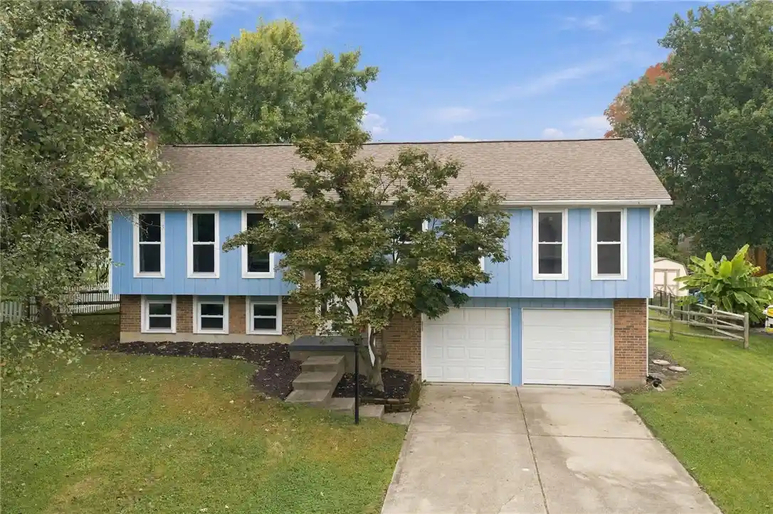 Photo 1 of Single family home for sale at 9261 Fields Dr, Mason, OH 45040 | MLS# 971153 | Listing updated on 2026-10-19