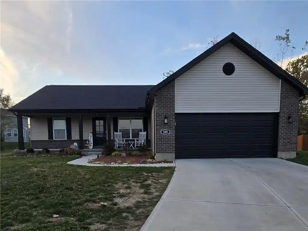 Photo 1 of Single family home for sale at 549 Chatham Pl, Trenton, OH 45067 | MLS# 971530 | Listing updated on 2026-10-28