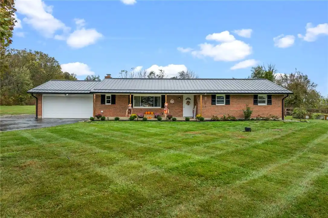 Photo 1 of Single family home for sale at 2363 Lebanon Rd, Clarksville, OH 45113 | MLS# 971619 | Listing updated on 2026-10-22