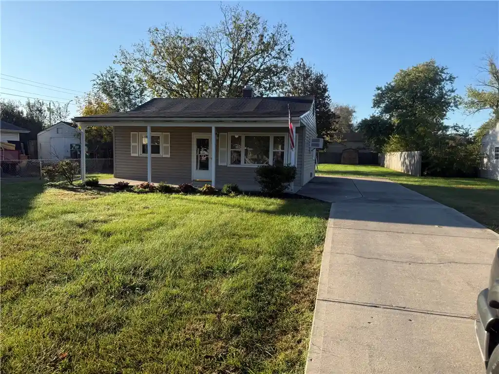 Photo 1 of Sale Pending at 1406 Pershing Ave, Middletown, OH 45044 | MLS# 971707 | Listing updated on 2026-10-28