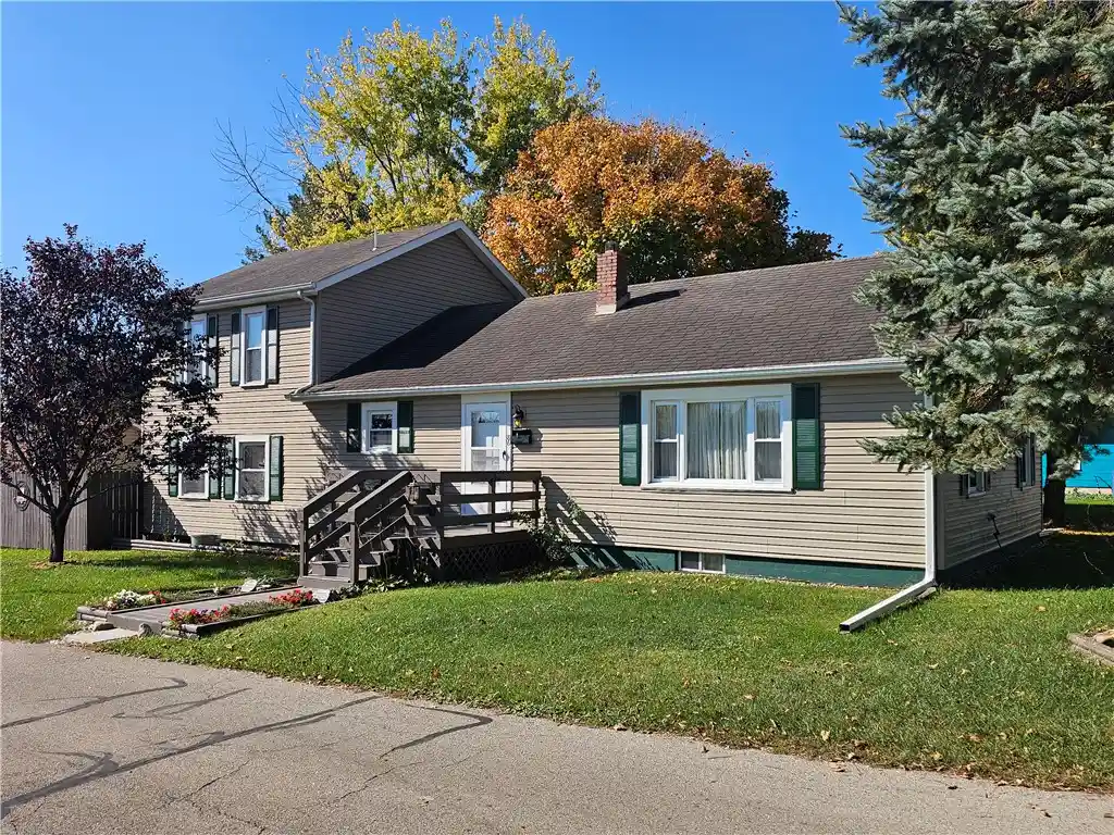 Single family home for sale at 86 E Xenia St, Jamestown, OH 45335 | MLS# 971736