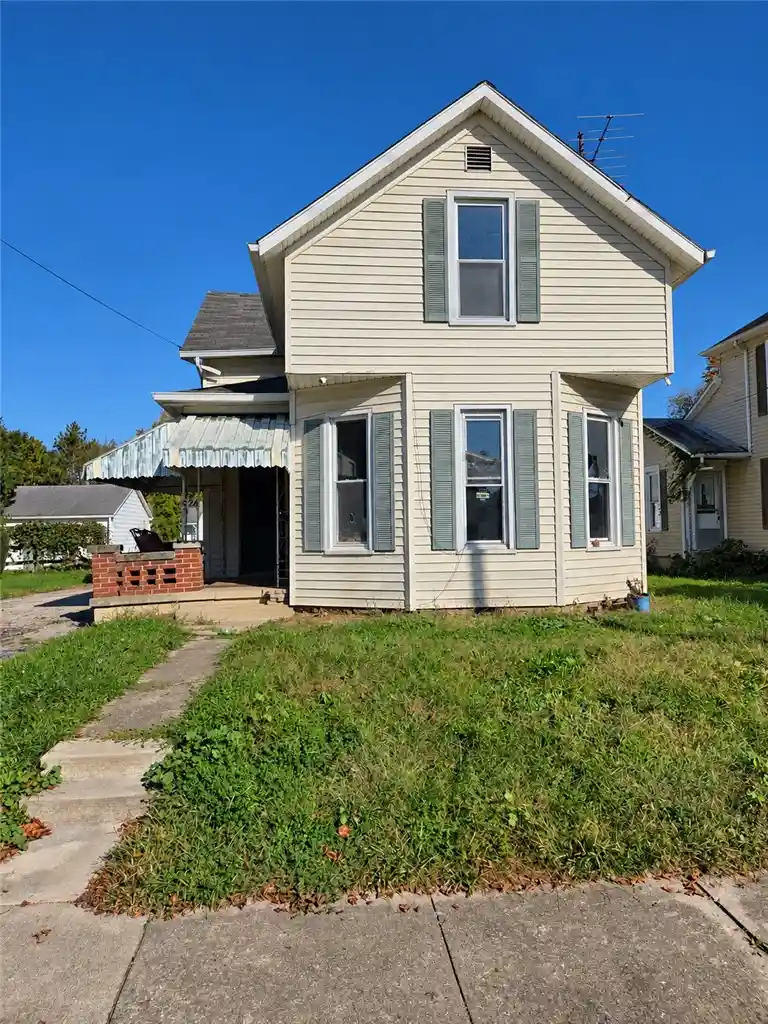 Photo 1 of Single family home for sale at 424 E Greene St, Piqua, OH 45356 | MLS# 971700 | Listing updated on 2026-10-30