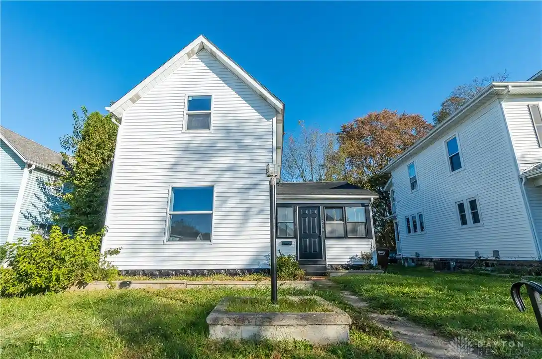 Photo 1 of Single family home for sale at 216 Pike St, Sidney, OH 45365 | MLS# 971760 | Listing updated on 2026-10-28