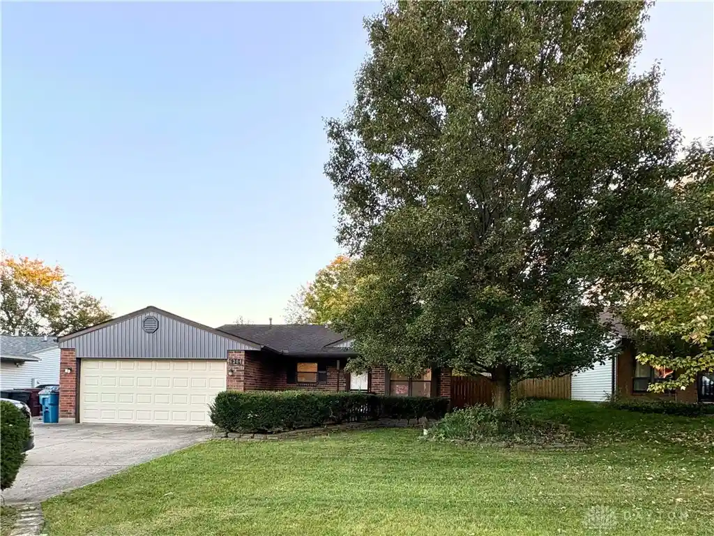 Photo 1 of Single family home for sale at 6304 Shull Rd, Dayton, OH 45424 | MLS# 971761 | Listing updated on 2026-10-23