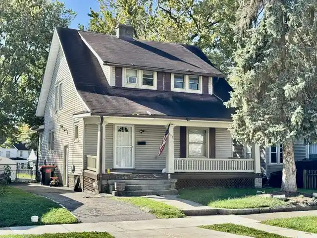 Single family home for sale at 305 E Northern Ave, Springfield, OH 45503 | MLS# 971804