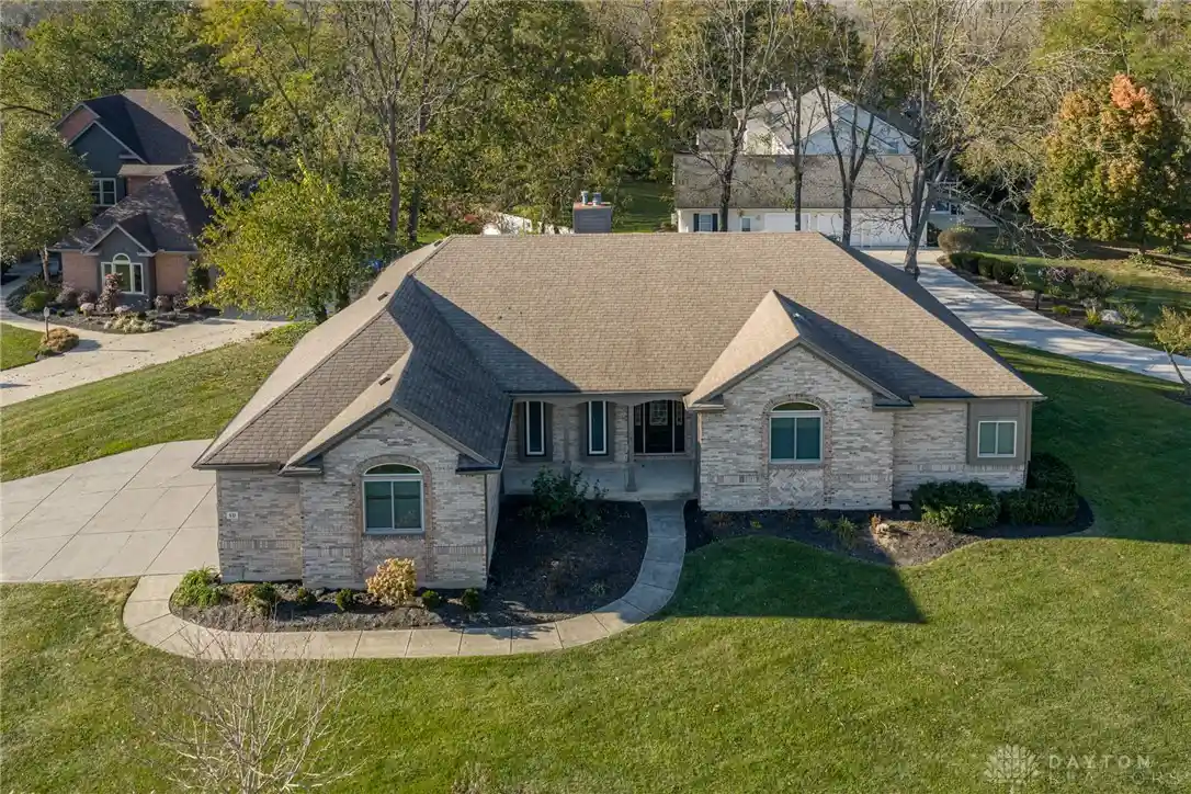 Photo 1 of Sale Pending at 10 Elie Ct, Springboro, OH 45066 | MLS# 971774 | Listing updated on 2026-10-28