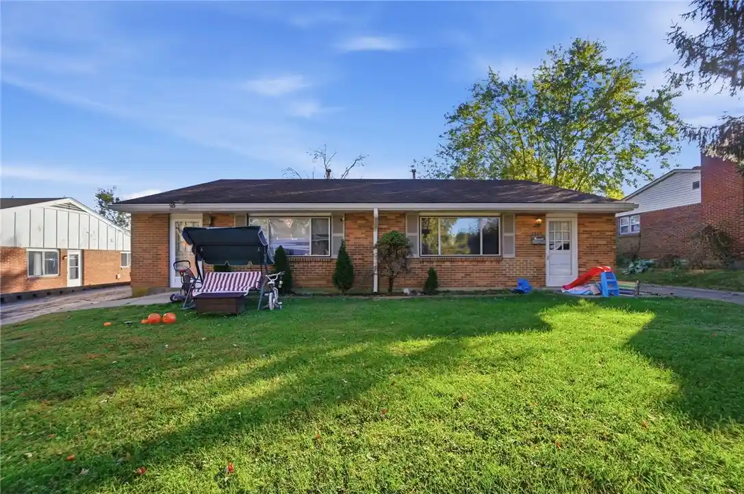 Photo 1 of Sale Pending at 1520 Lynnfield Dr, Dayton, OH 45429 | MLS# 971549 | Listing updated on 2026-10-28
