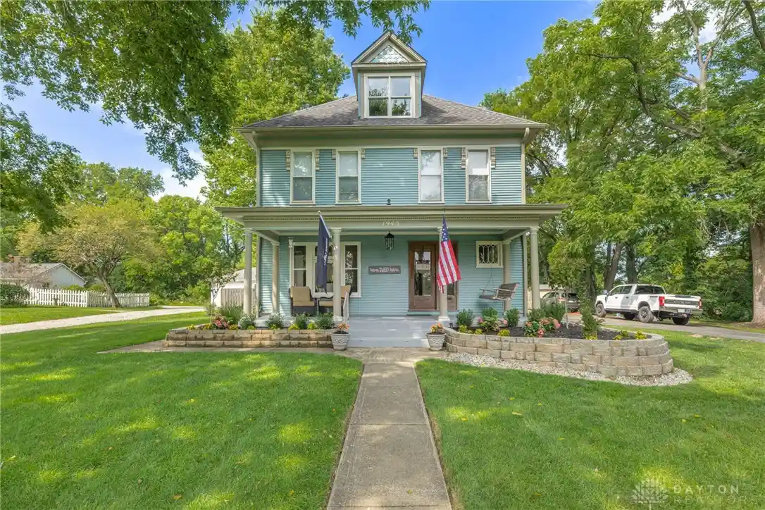 Single family home for sale at 1945 Far Hills Ave, Oakwood, OH 45419 | MLS# 971838
