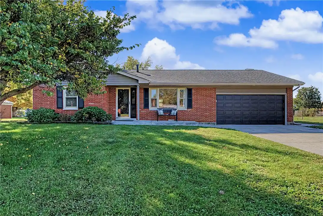 Photo 1 of Single family home for sale at 7481 Finch Ct, Franklin, OH 45005 | MLS# 972090 | Listing updated on 2026-10-31