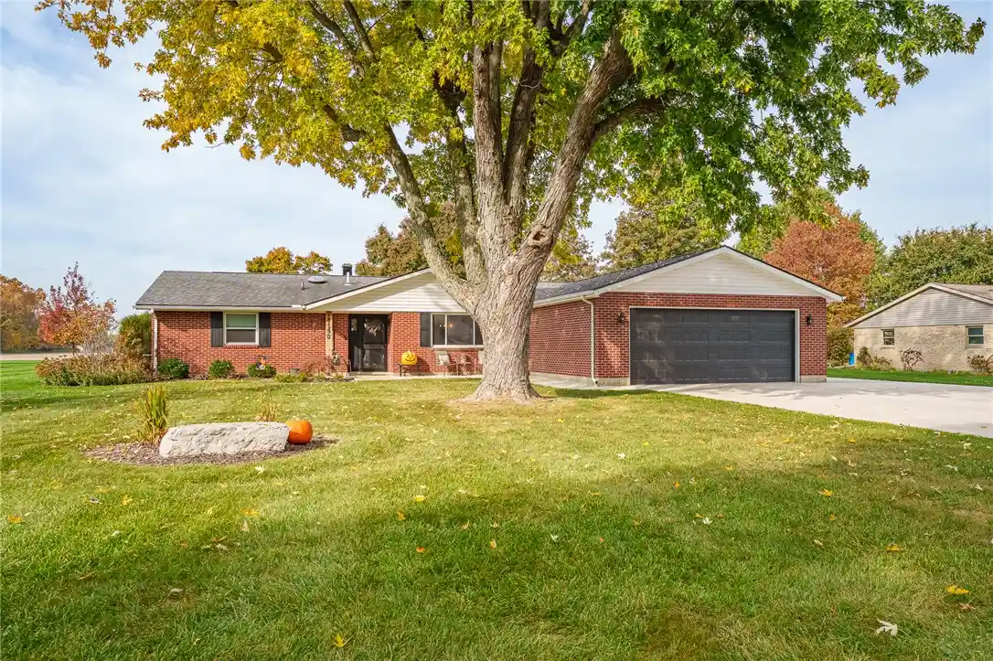 Photo 1 of Single family home for sale at 6190 Detrick Rd, Tipp City, OH 45371 | MLS# 972130 | Listing updated on 2026-10-29