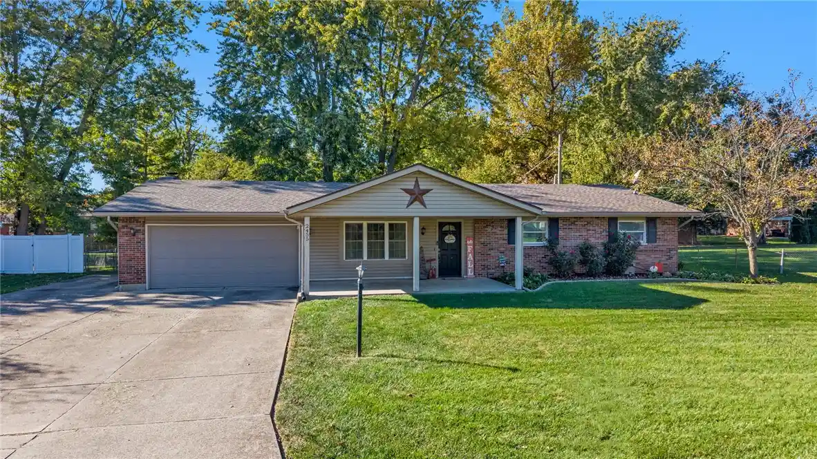 Single family home for sale at 2455 Brown Bark Dr, Dayton, OH 45431 | MLS# 972125