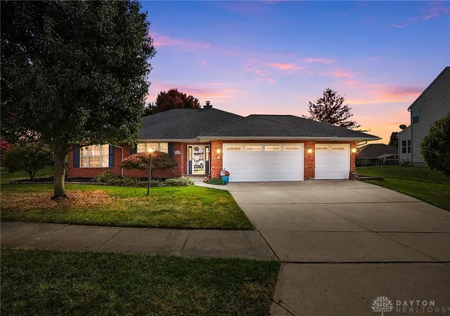 Single family home for sale at 1756 Tearose Cir, Fairborn, OH 45324 | MLS# 972079