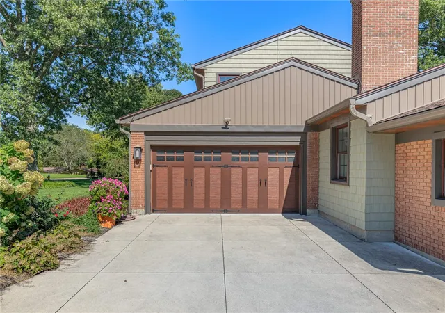 Photo 2 of Single family home for sale at 5524 Lotusdale Dr, Dayton, OH 45429 | MLS# 972166 | Listing updated on 2026-10-30