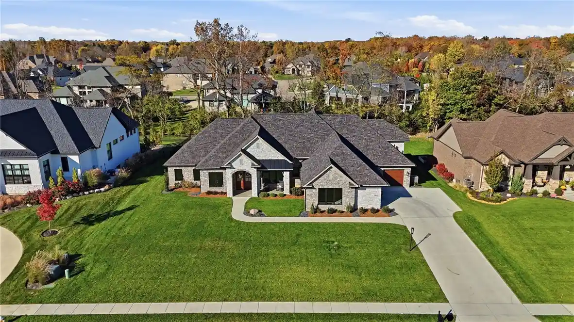 Single family home for sale at 1919 Horseshoe Bnd, Dayton, OH 45458 | MLS# 972157