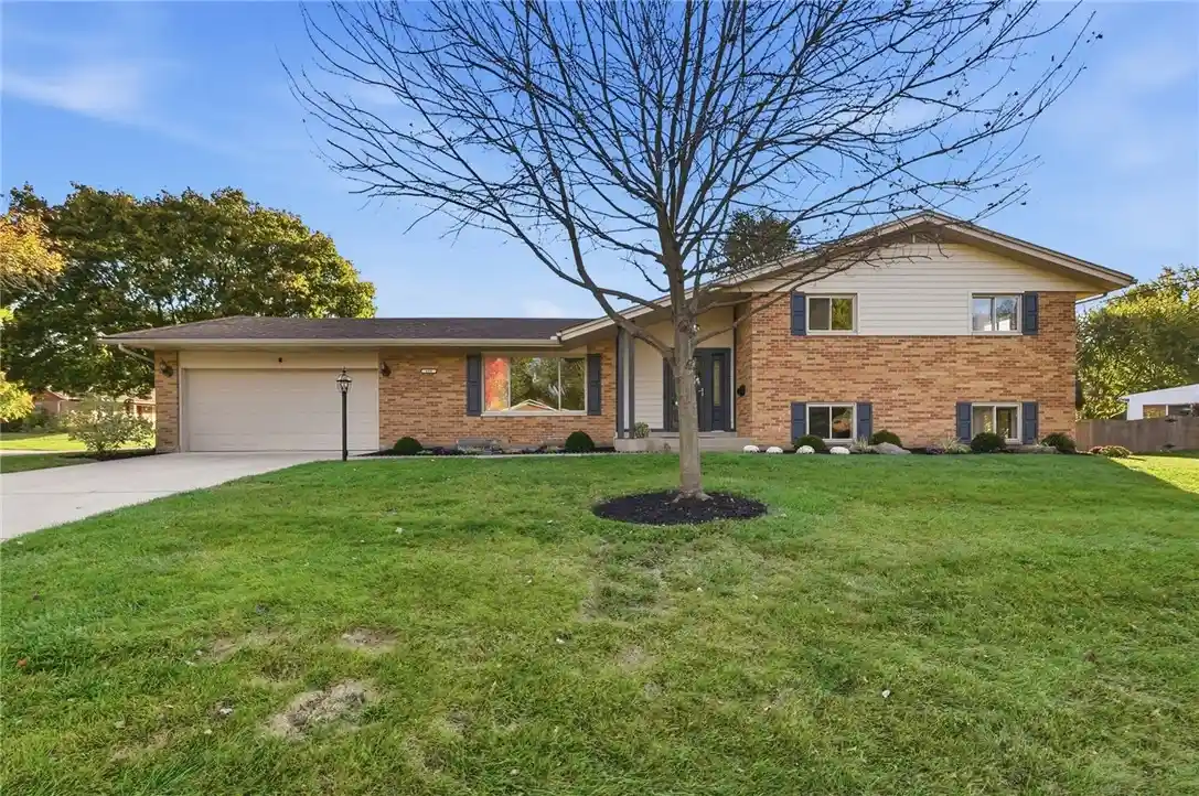 Photo 1 of Single family home for sale at 440 E Elmwood Dr, Dayton, OH 45459 | MLS# 972263 | Listing updated on 2026-10-30