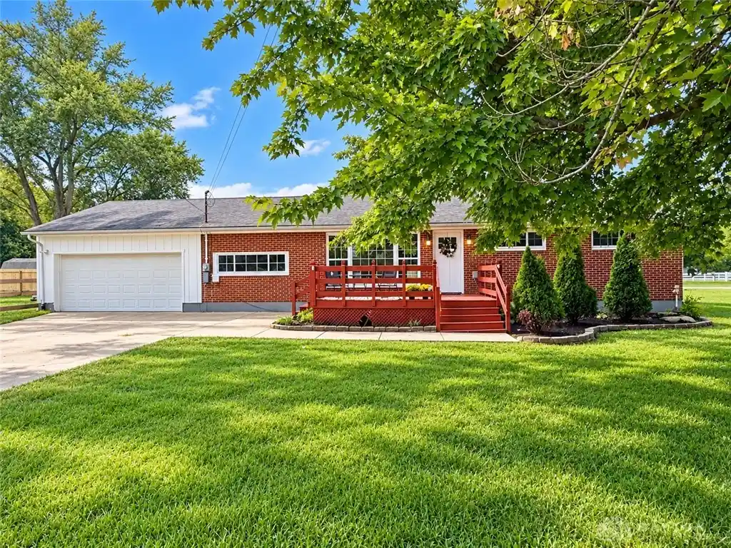 Single family home for sale at 3337 Crestview Ave, Lebanon, OH 45036 | MLS# 972265