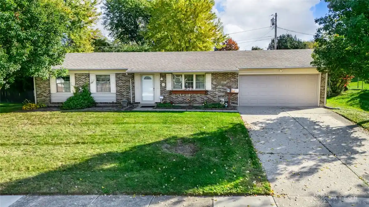 Photo 1 of Single family home for sale at 770 Cransberry Dr, Dayton, OH 45449 | MLS# 972258 | Listing updated on 2026-10-30