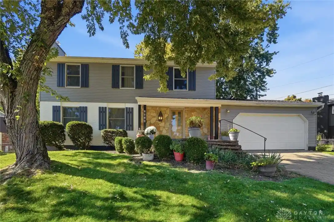 Single family home for sale at 1019 Crestwood Hills Dr, Vandalia, OH 45377 | MLS# 971730