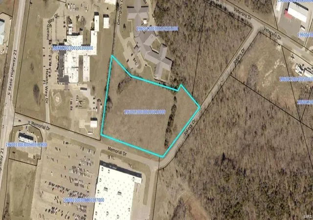 1st image of 0 Memorial Dr, Potosi, MO 63664 | MLS# 22003931