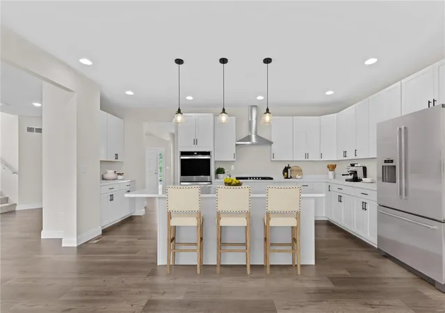 Photo 3 of Single family home for sale at 1 Nottingham Kreder Farms, Saint Charles, MO 63303 | MLS# 22058990 | Listing updated on 2024-09-30