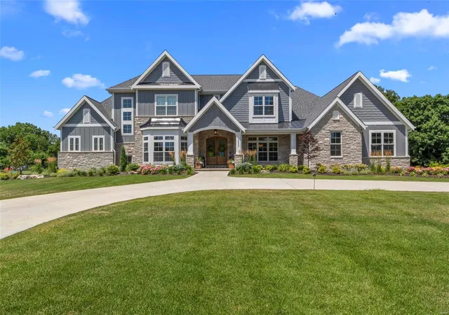 Photo 1 of Single family home for sale at 12445 Springdale Ln #TBB, Saint Louis, MO 63131 | MLS# 22072453 | Listing updated on 2024-04-03