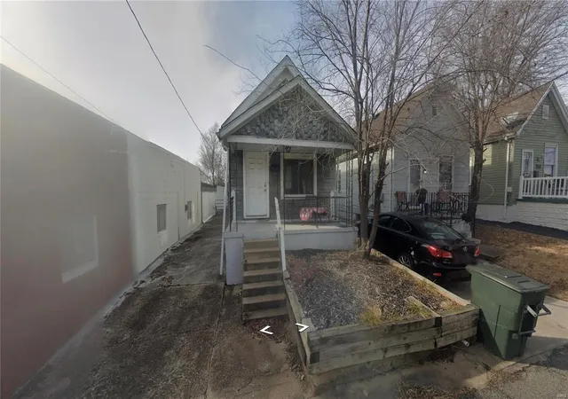 1st image of 1325 Hughes Pl, Saint Louis, MO 63110 | MLS# 22076578