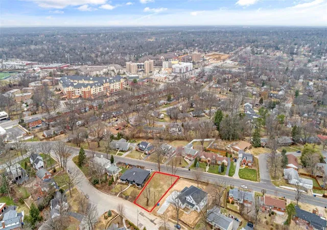 Photo 4 of Land for sale at 749 Swarthmore Ln, Saint Louis, MO 63130 | MLS# 23010279 | Listing updated on 2025-02-04