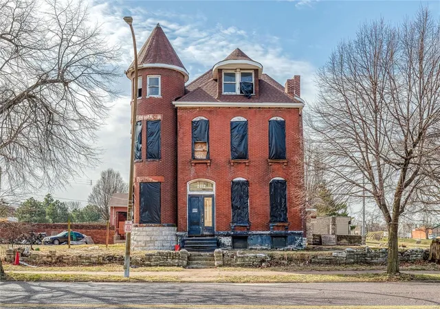 Single family home for sale at 2012 Saint Louis Ave, Saint Louis, MO 63106 | MLS# 23011695