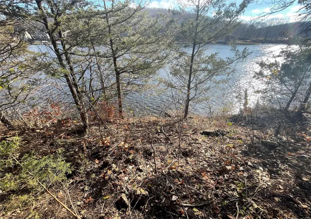 Photo 2 of Sale Pending at 728 Woodson Dr, Owensville, MO 65066 | MLS# 23014051 | Listing updated on 2024-09-14