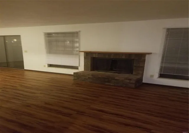 Photo 9 of Multi family home for sale at 400 University Dr, Belleville, IL 62221 | MLS# 23020574 | Listing updated on 2024-04-01